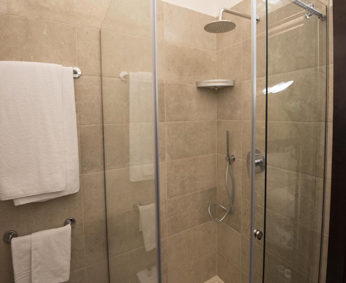 Domus Altana Hotel Наполи Екстериор снимка